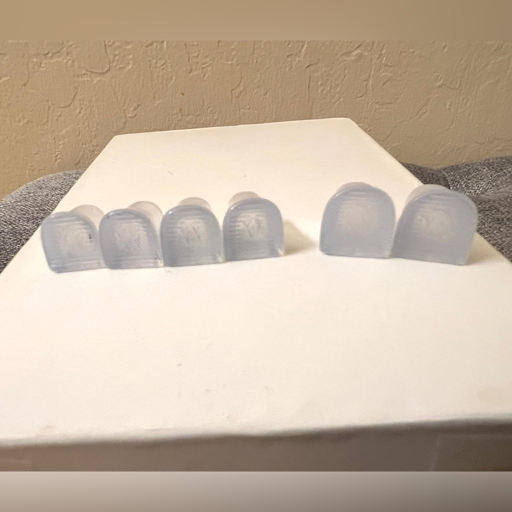 Clear Color Protective Covers - Picture 5 of 6
